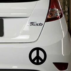 Stencil Ford Fiesta Peace & Love Logo II